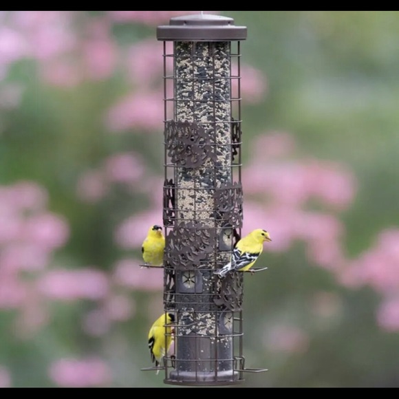 New Perky Pets Farm Squirrel Resistant Bird Feeder, Make-Model Unknown - Picture 5 of 12